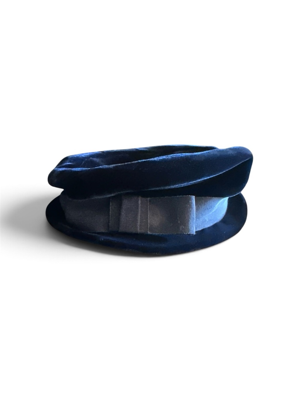 Union Made 1950-1960 Antique Velvet Pillbox Hat - Navy